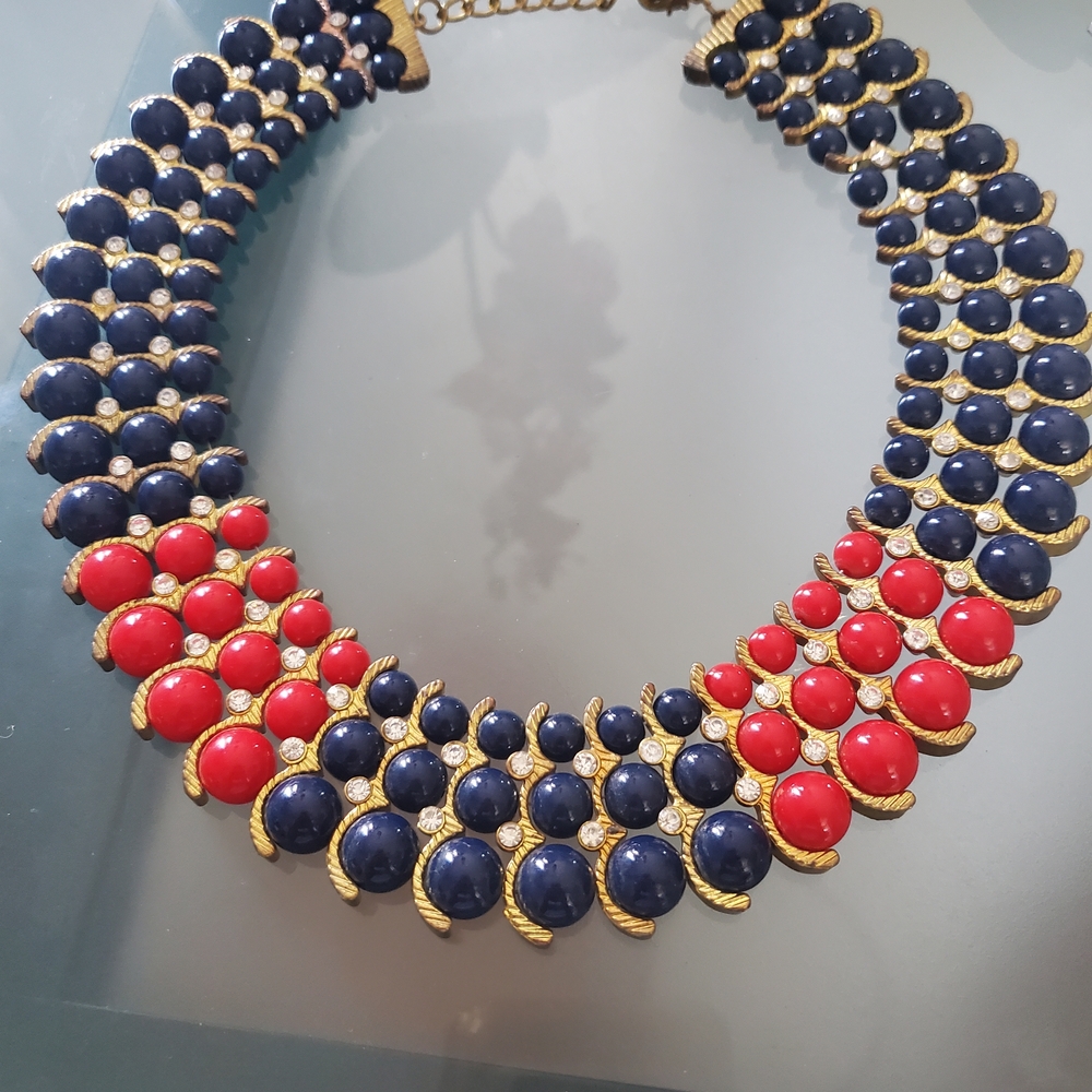 Elegant Gold and Red Statement Necklace